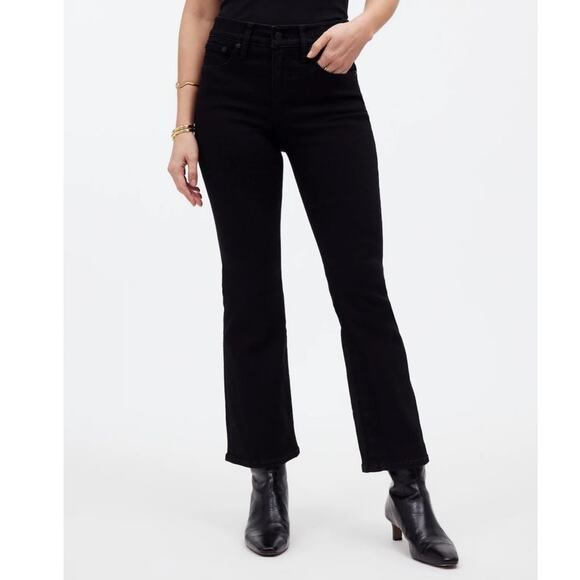 NWOT Madewell Mid-Rise Kick Out Crop Jeans in Black Rinse Wash Size 27P - Picture 2 of 13